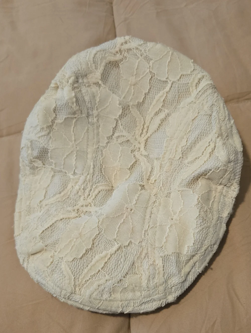 Lace-Overlay Women's Beret Hat in Cream
